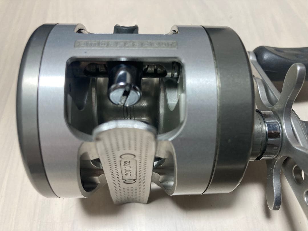 アブ　モラムSX1601Cマグ　実釣メイン機 （管理NO：102）