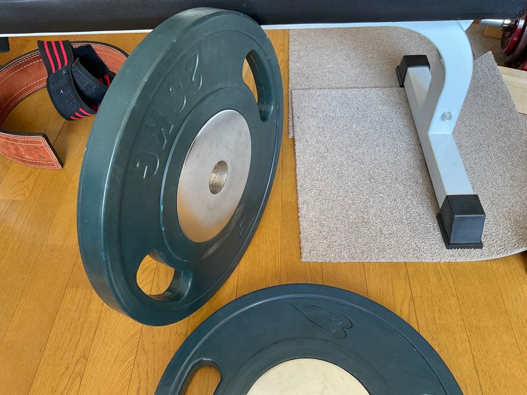 ② BODYMAKER ボディーメーカー プレート20kg×1枚