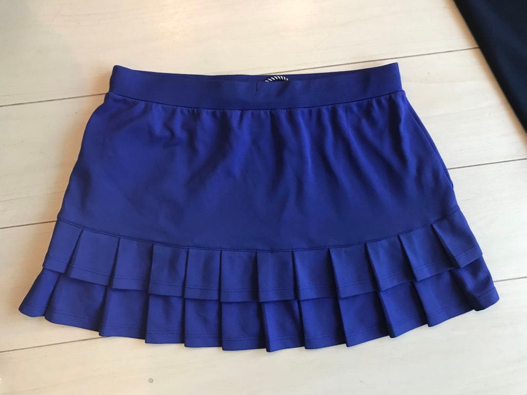 FILAフィラ＊上下セット＊ロイヤルブルーのバックプリーツスコートと紺のトップス