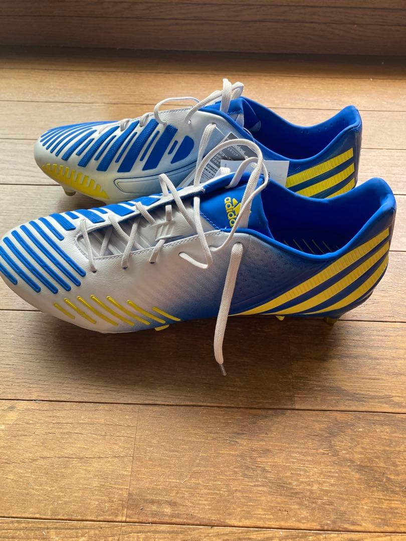 adidas Predator サッカーシューズ ホワイト/ブルー/イエロー