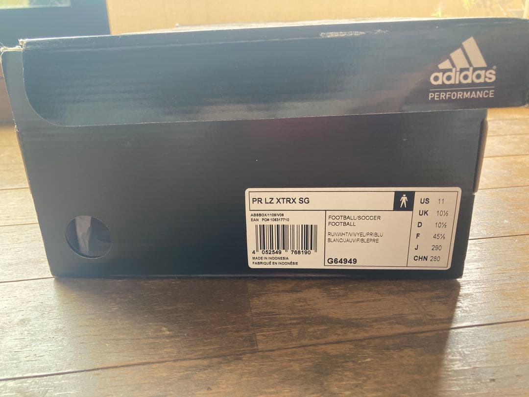 adidas Predator サッカーシューズ ホワイト/ブルー/イエロー