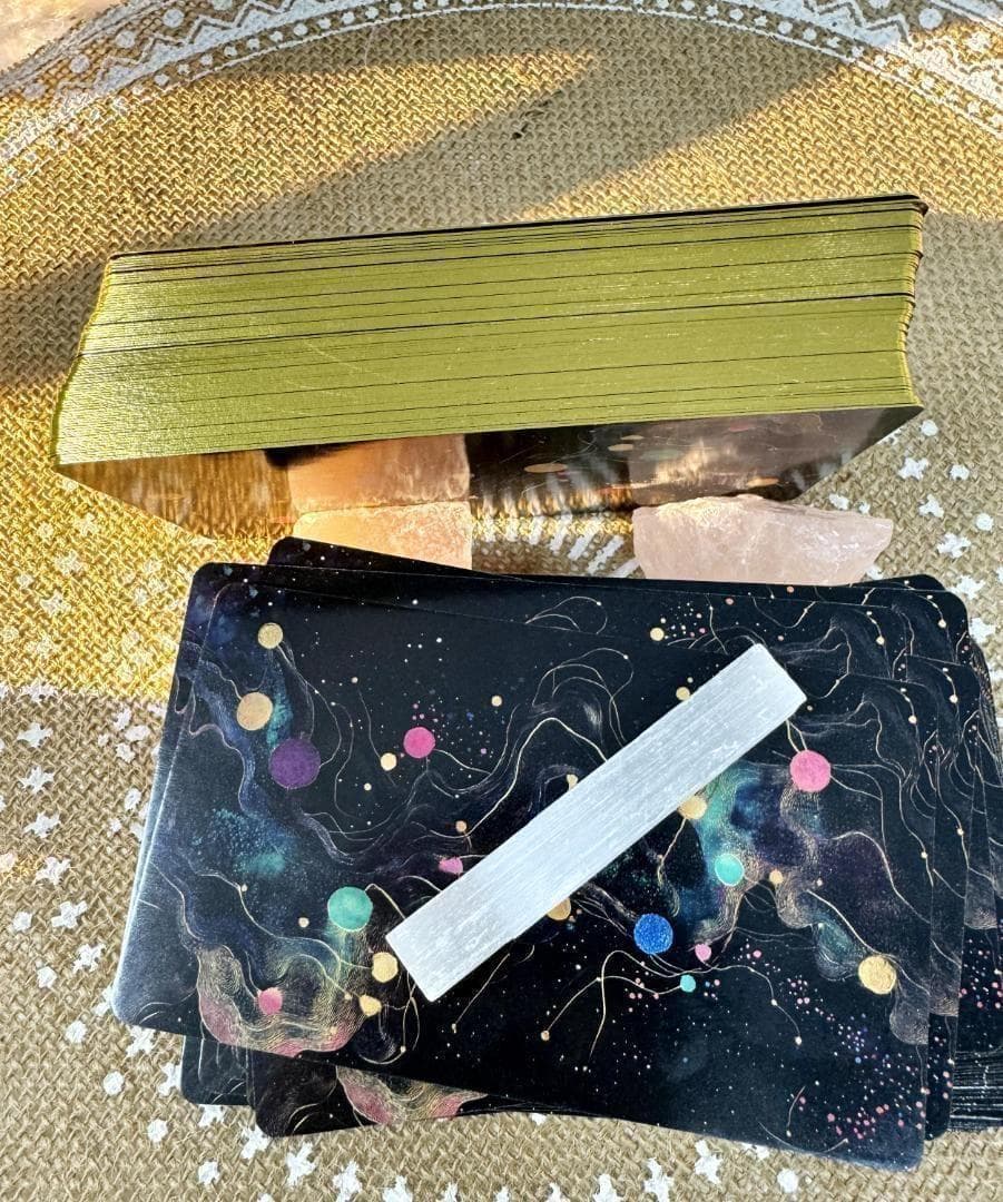 正規品タロットカード✨金縁ver✨美麗イラスト✨夜空と星の魔法の庭の神秘のデッキ