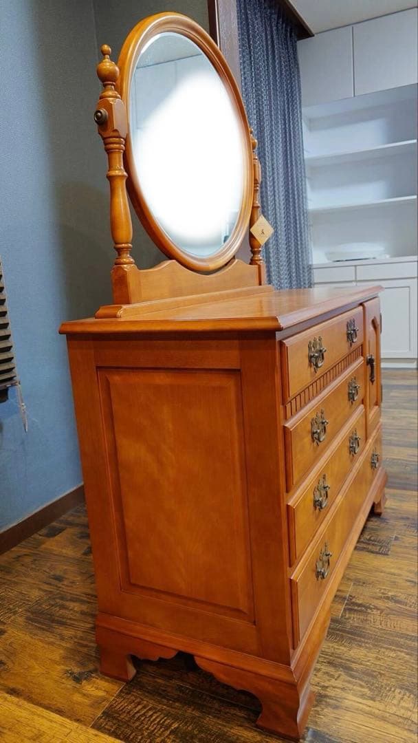 週末セール【新品・未使用】美品 横浜ダニエル チェストドレッサー ラウンド鏡付