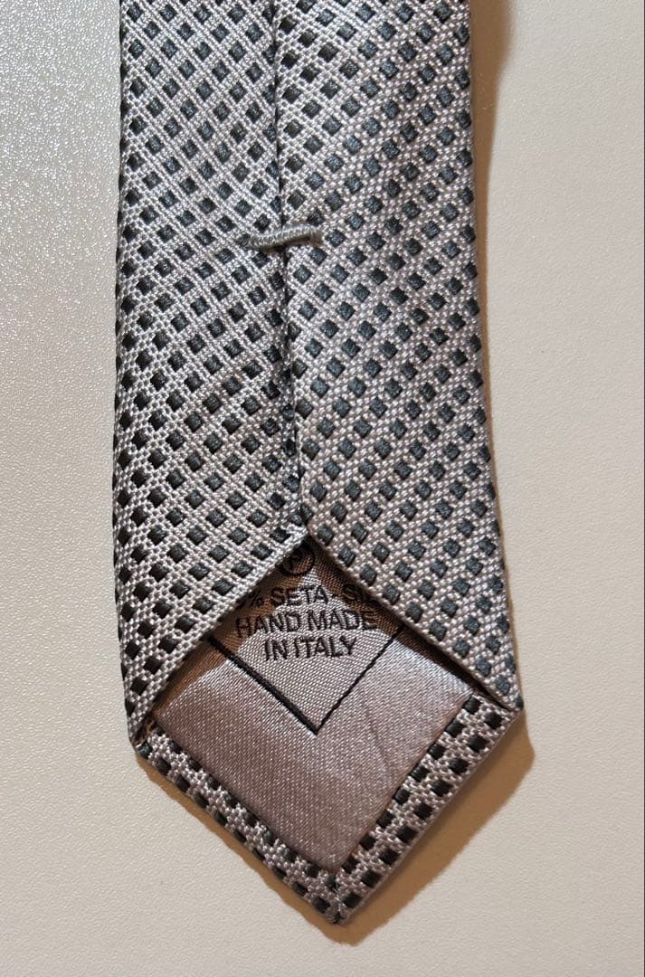 最高級 Brioni ネクタイ シルバー ダイヤモンド シルク100 イタリア製