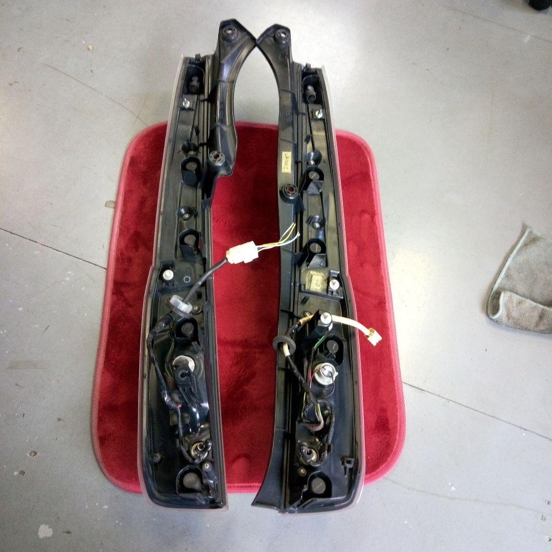 ムーヴ テールランプ　LA100S　 全クリア黄ばみ無し　LED