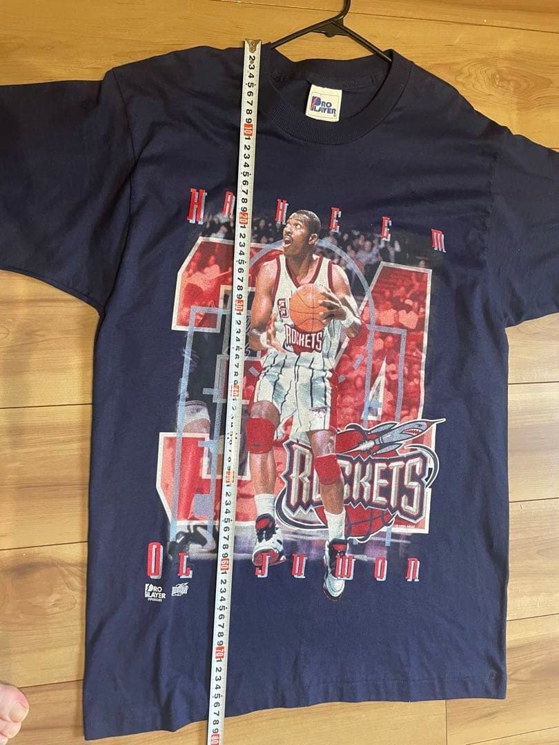 90s ヒューストンロケッツ　アキーム・オラジュワン Tシャツ