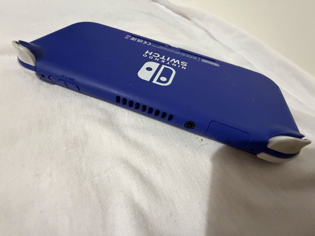 メ*ー様 switch lite 本体　ブルー　ニンテンドー