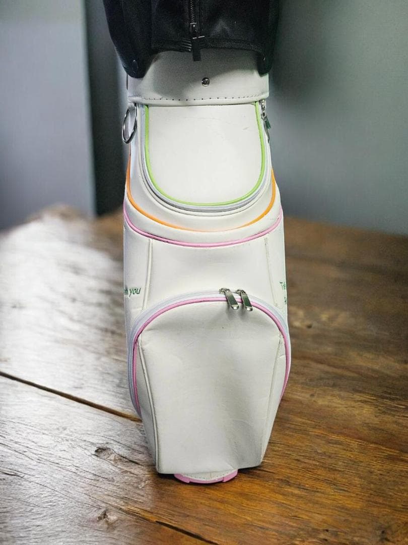 送料無料/超美品　Wisteria カラフル刺繍キャディバッグwhite