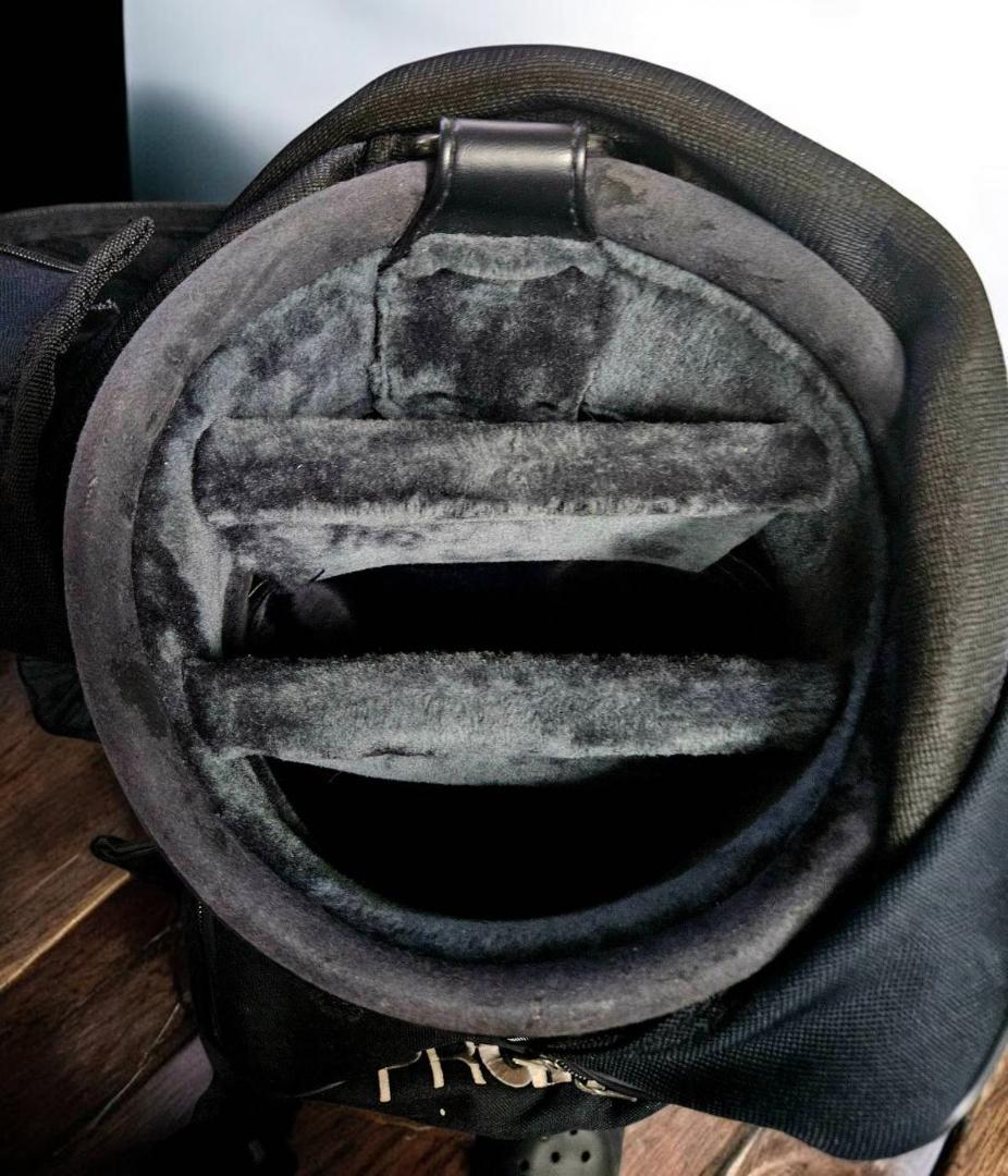 送料無料/超美品　Wisteria カラフル刺繍キャディバッグwhite