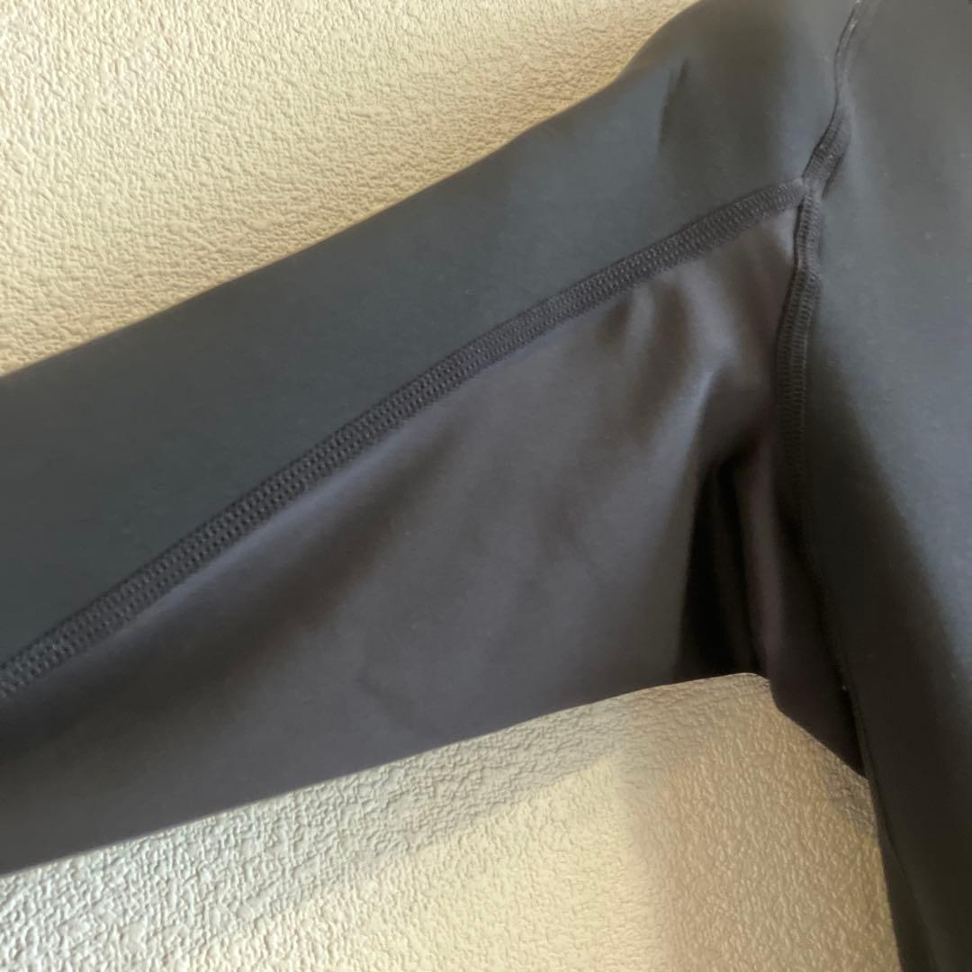 新品　オーシャン&アース　タッパー　M フロントジップ