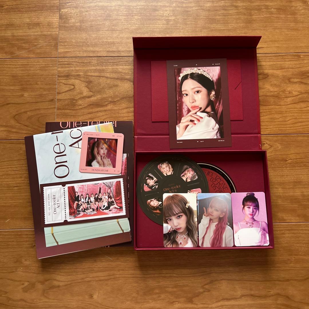 IZ*ONE アルバム(付属品付き)トレカ まとめ売り