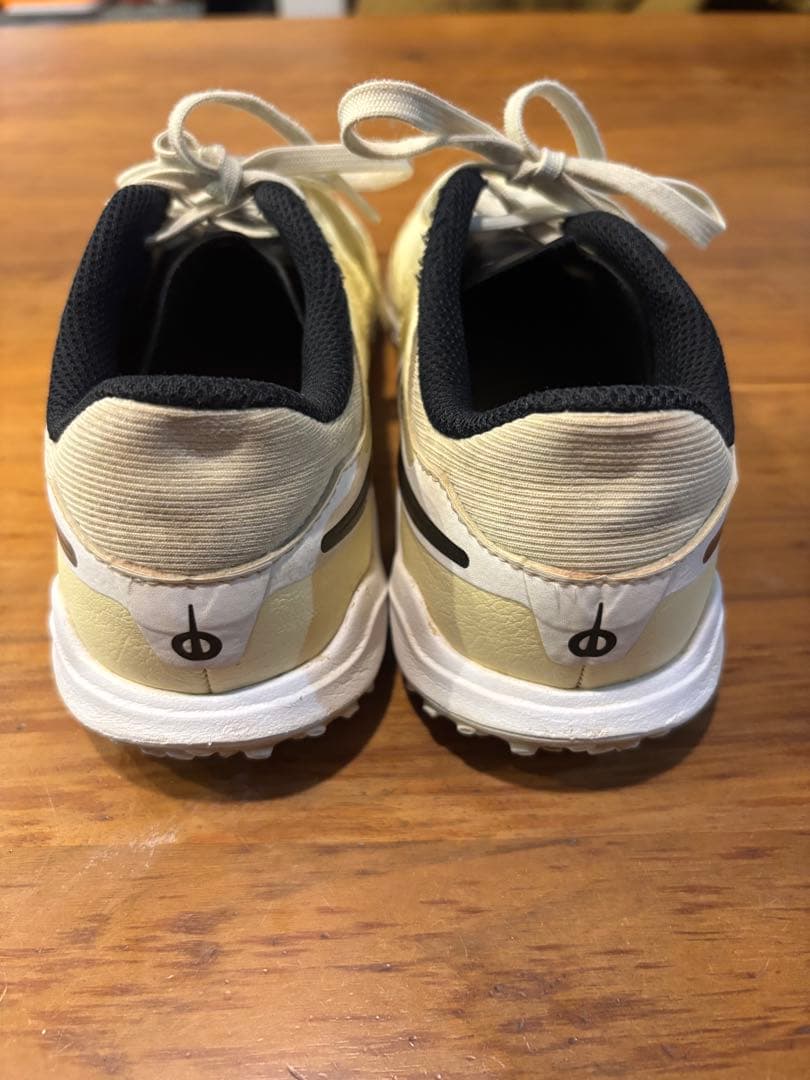 まとめ売り　フットサルシューズ スパイク　トレーニングシューズ