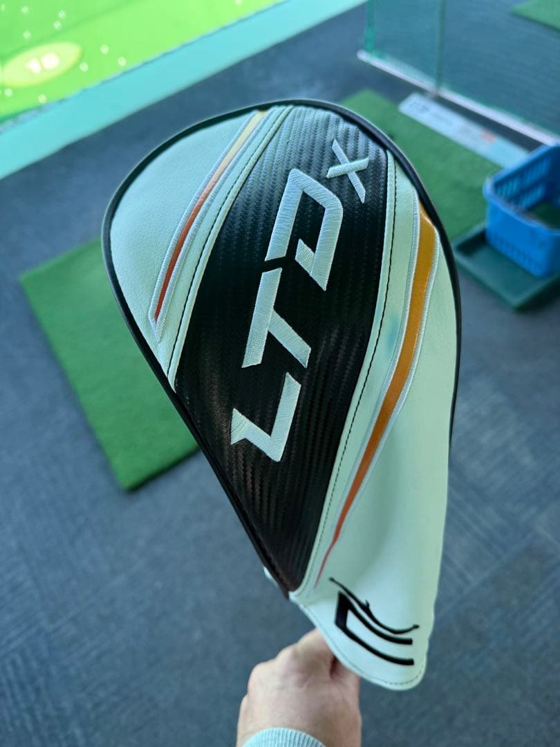 LTDx LS ドライバー 10.5度 ブラック/ゴールド、予備シャフト付き！