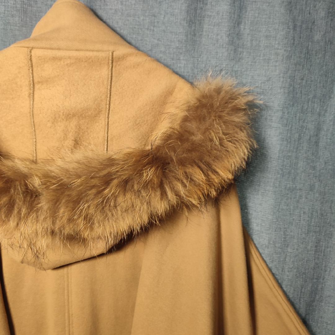 73-7 バーバリーブルーレーベルホースマーク タヌキファーポンチョ サイズ38