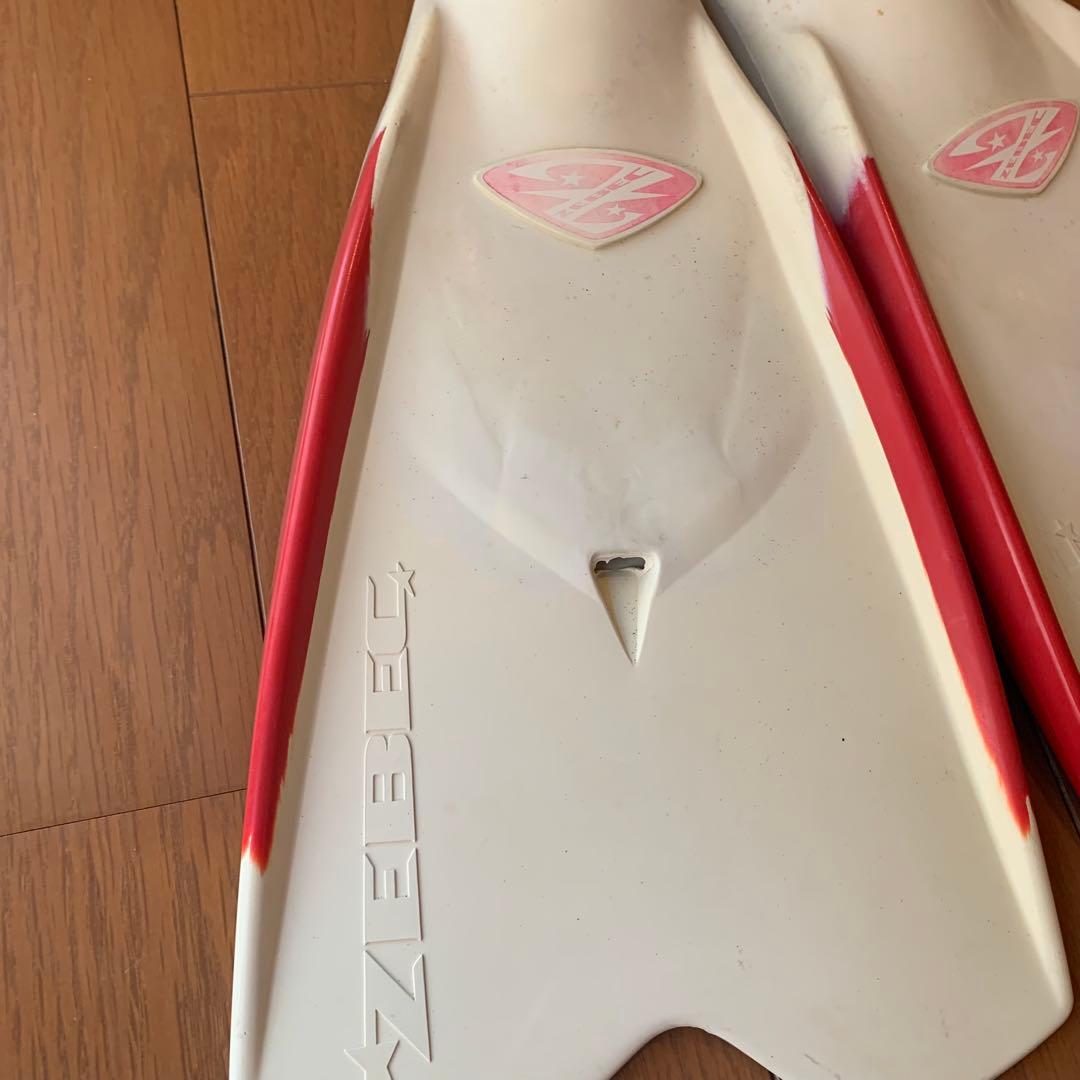 ZEBEC ゼベック　ボディボードフィン ホワイト/レッド　Mサイズ