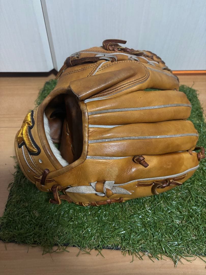 プロ支給品　実使用　高木京介　読売ジャイアンツ　ミズノプロ 投手　球団ロゴ