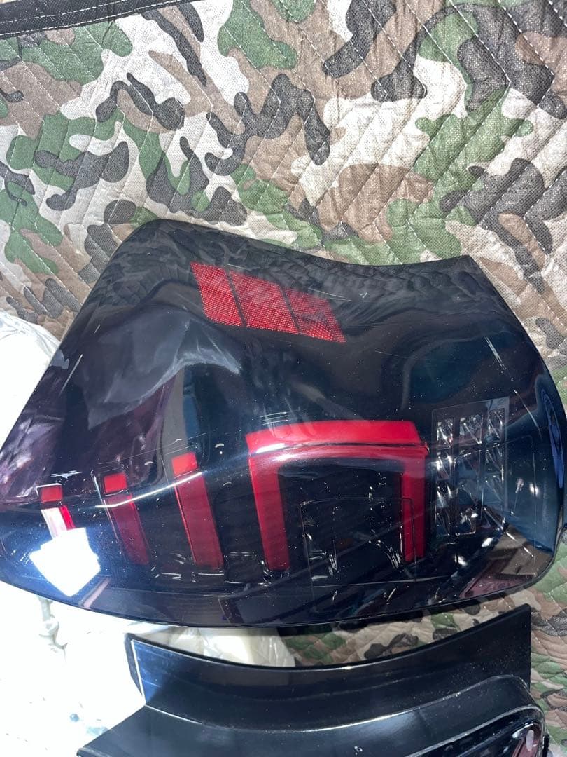 プリウスαスモークLEDテールライト ペア