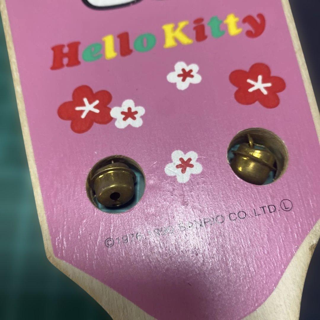 昭和レトロ鈴付きハローキティ 羽子板 木製 2個セット