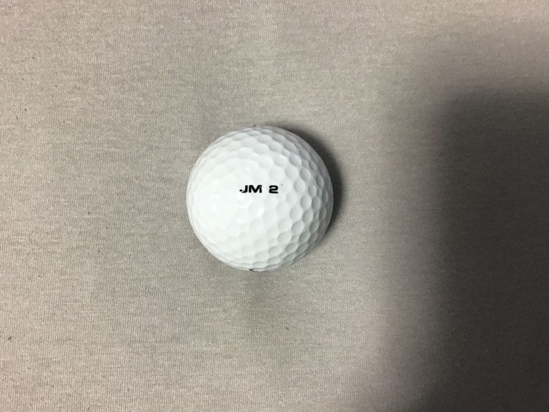 (追悼)ジャンボ尾崎100勝記念ゴルフボール