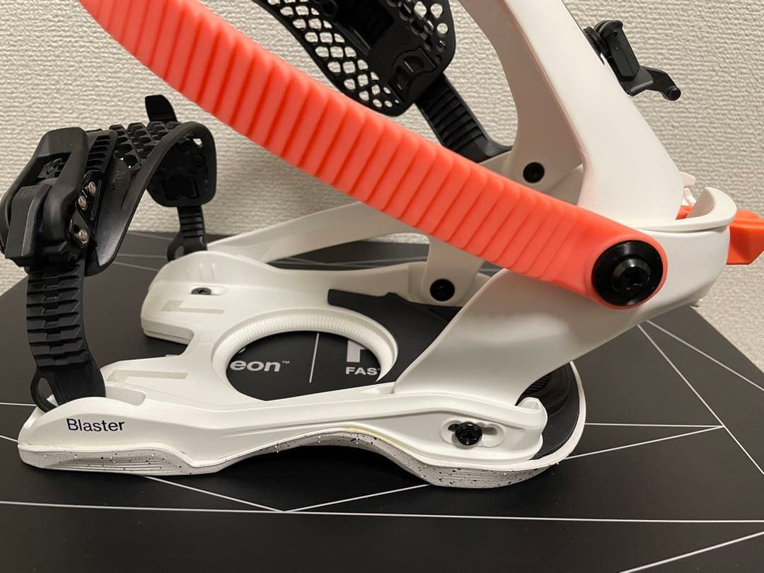 【美品】25-26モデル Bataleon FASE ビンディング Mサイズ