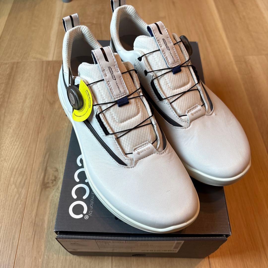 新品　ecco エコー バイオムG5 BOA ソフトスパイク鋲タイプ 41