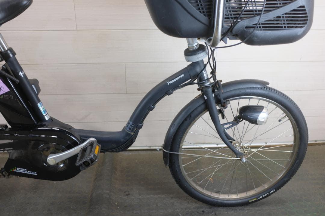 新品タイヤ！ パナソニックギュット　20インチ　3段　8.9Ah充電器あり