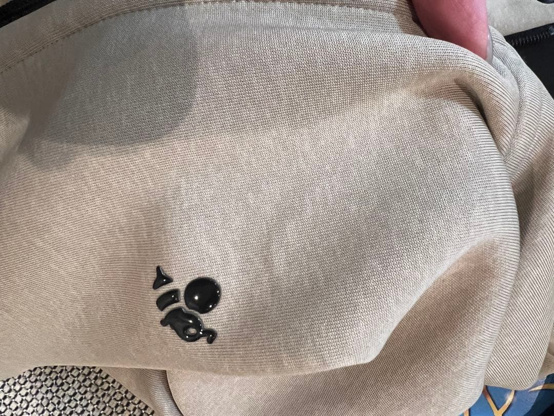 8YARDS モクベージュ フルジップフーディ　完売品　人気ベージュ