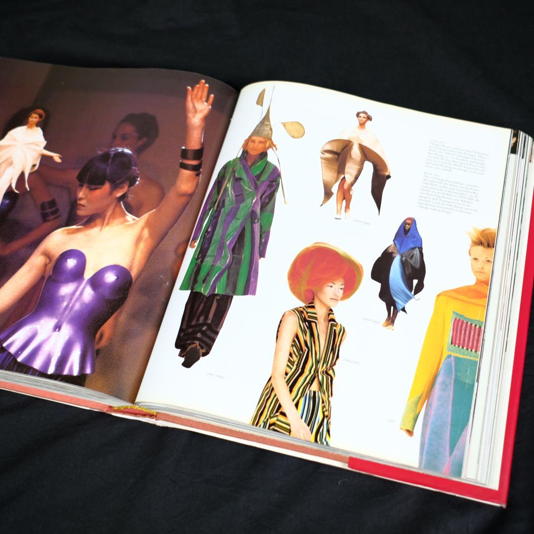 MODE DAS JAHRHUNDERT DER DESIGNER 洋書　写真集