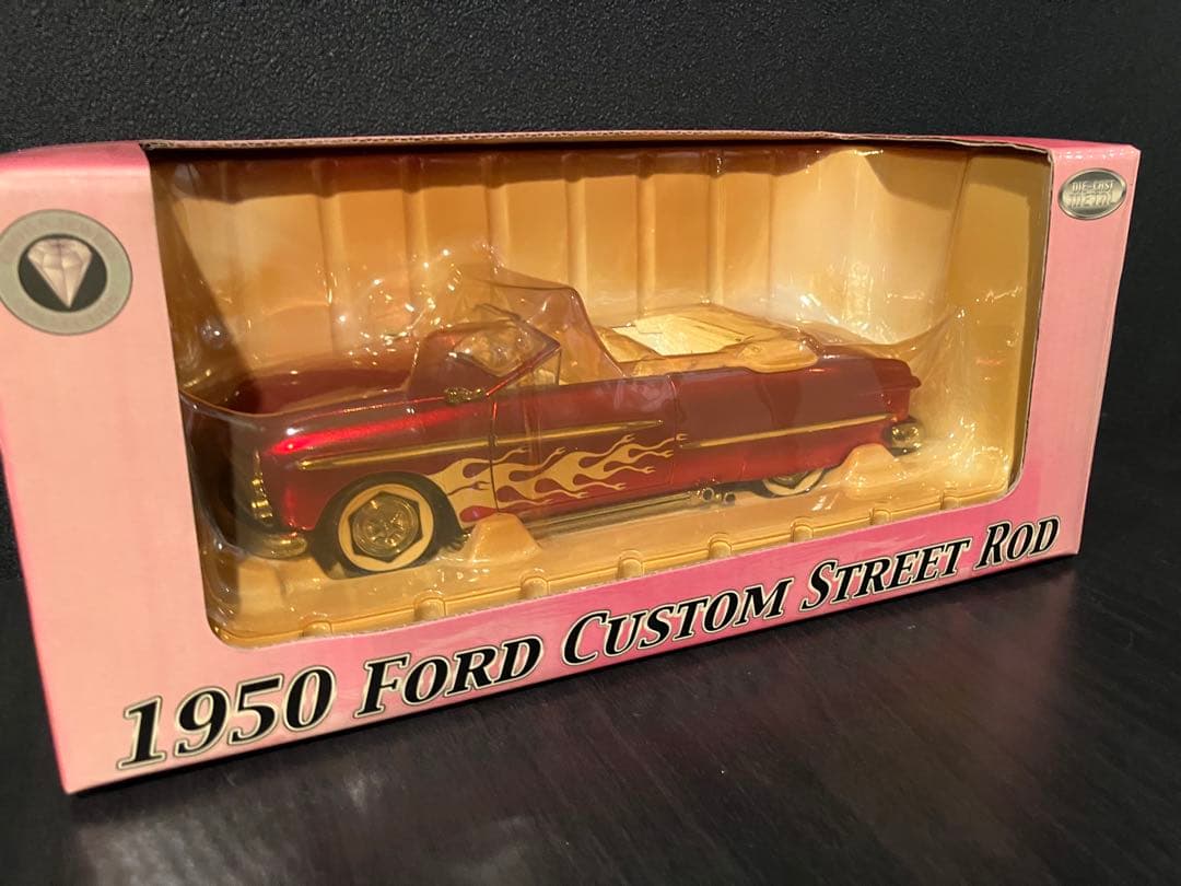 ミニカー snap-on 1950 FORD CUSTOM 1:24