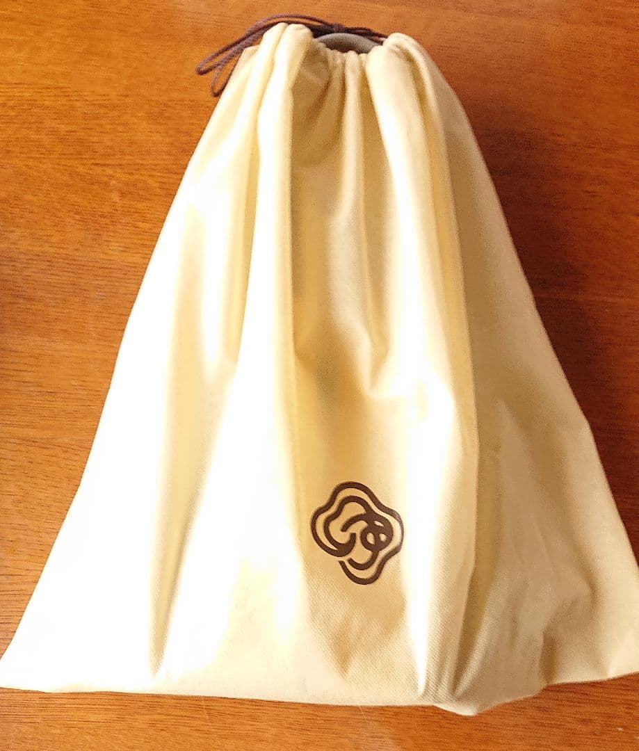 伊と忠 和洋装バッグ スティングレー(アカエイ皮革)