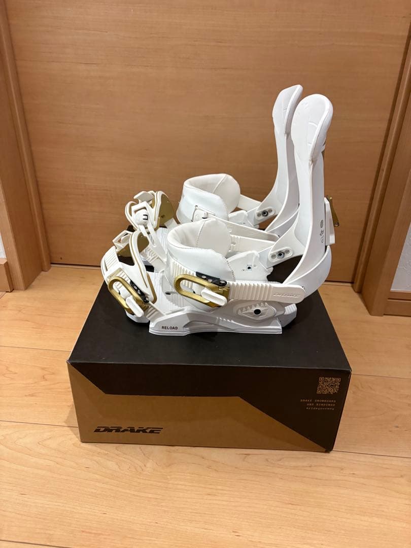 DRAKE RELOAD GT M/L ホワイト/ゴールド