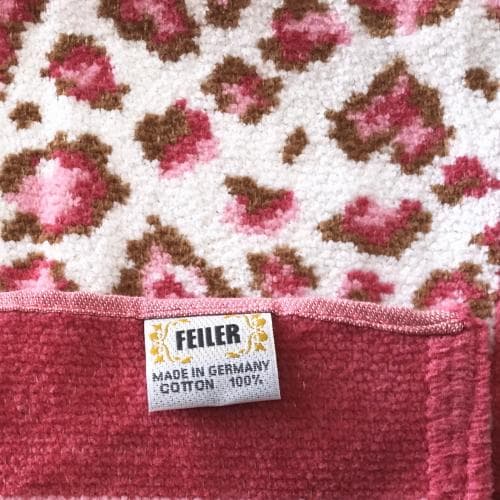 『新品未使用』FEILER ウィンター ローズ フェイスタオル（49×38cm）