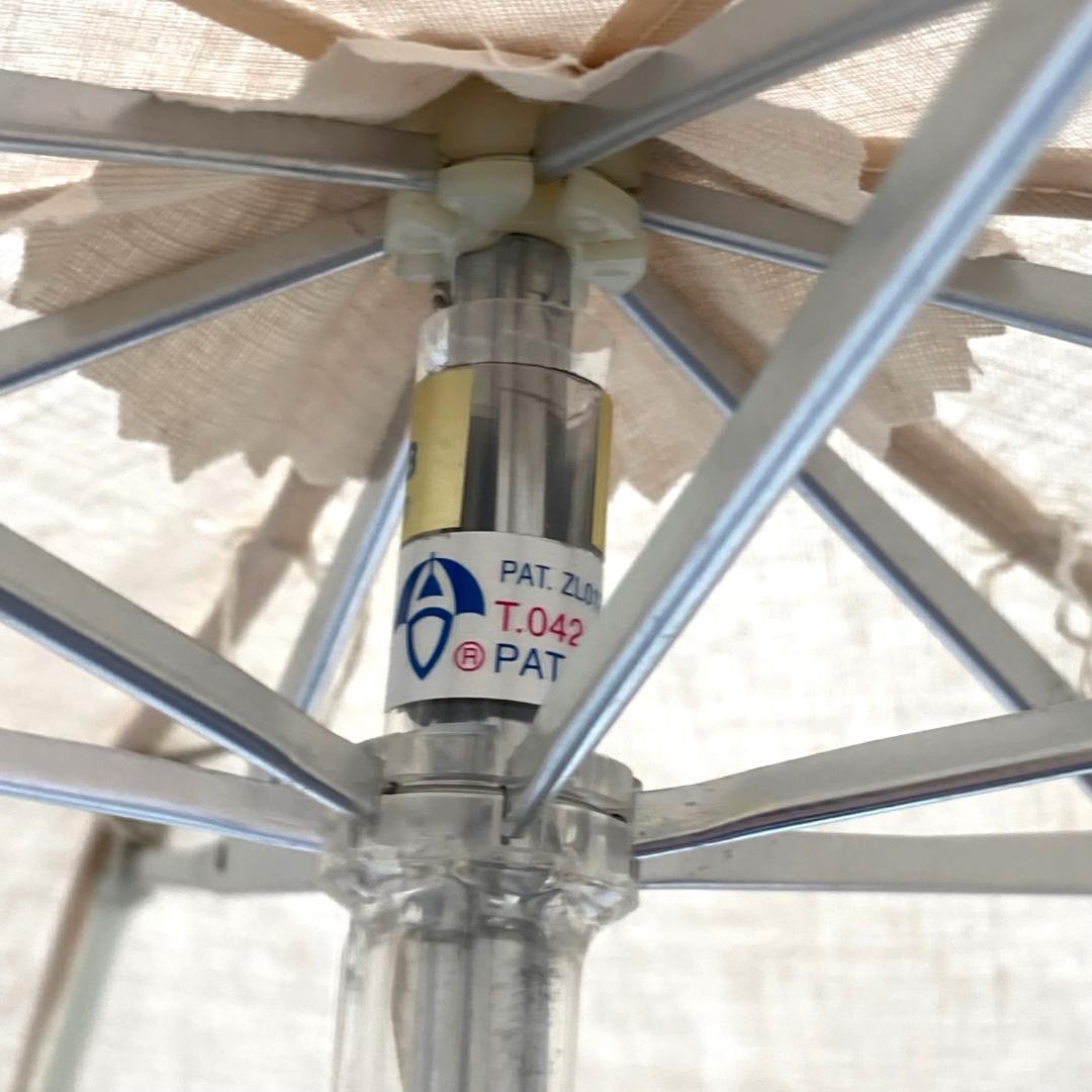 美品　BURBERRY　バーバリー　日傘　晴雨兼用　UVカット　ベージュ