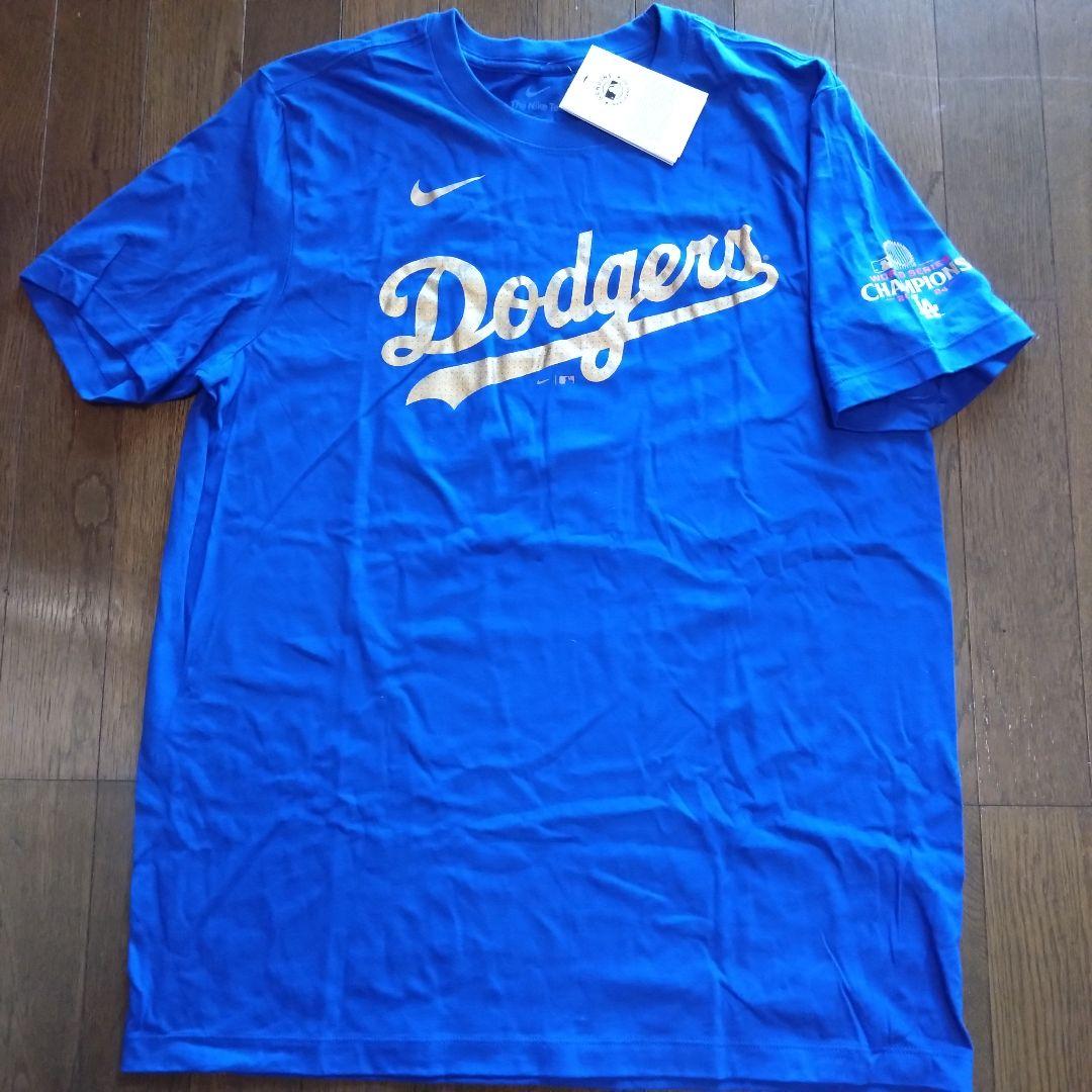 お値下げ【未使用】大谷翔平　ドジャース　チャンピオン記念Tシャツ