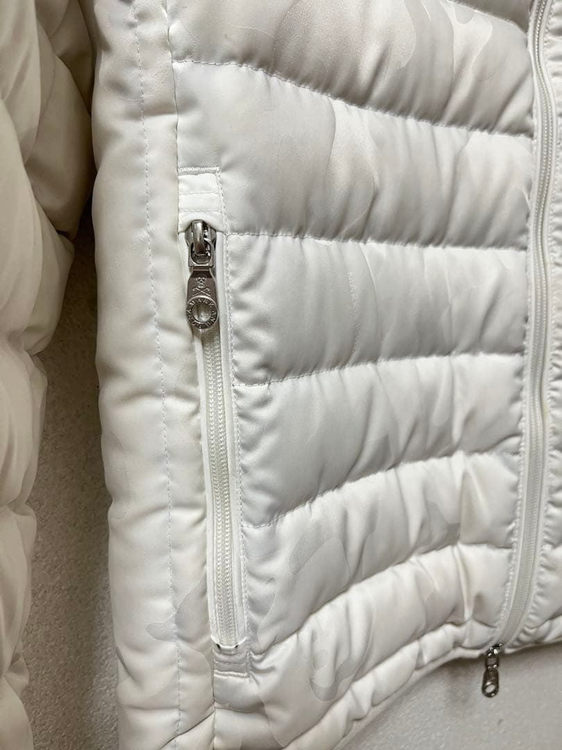 MARK & LONA スカル迷彩柄ダウンジャケット サイズ50ホワイト