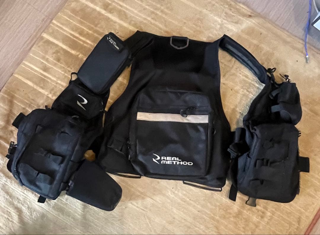 中古　タカミヤ　リアルメソッド　ゲームフローティングベスト　難あり