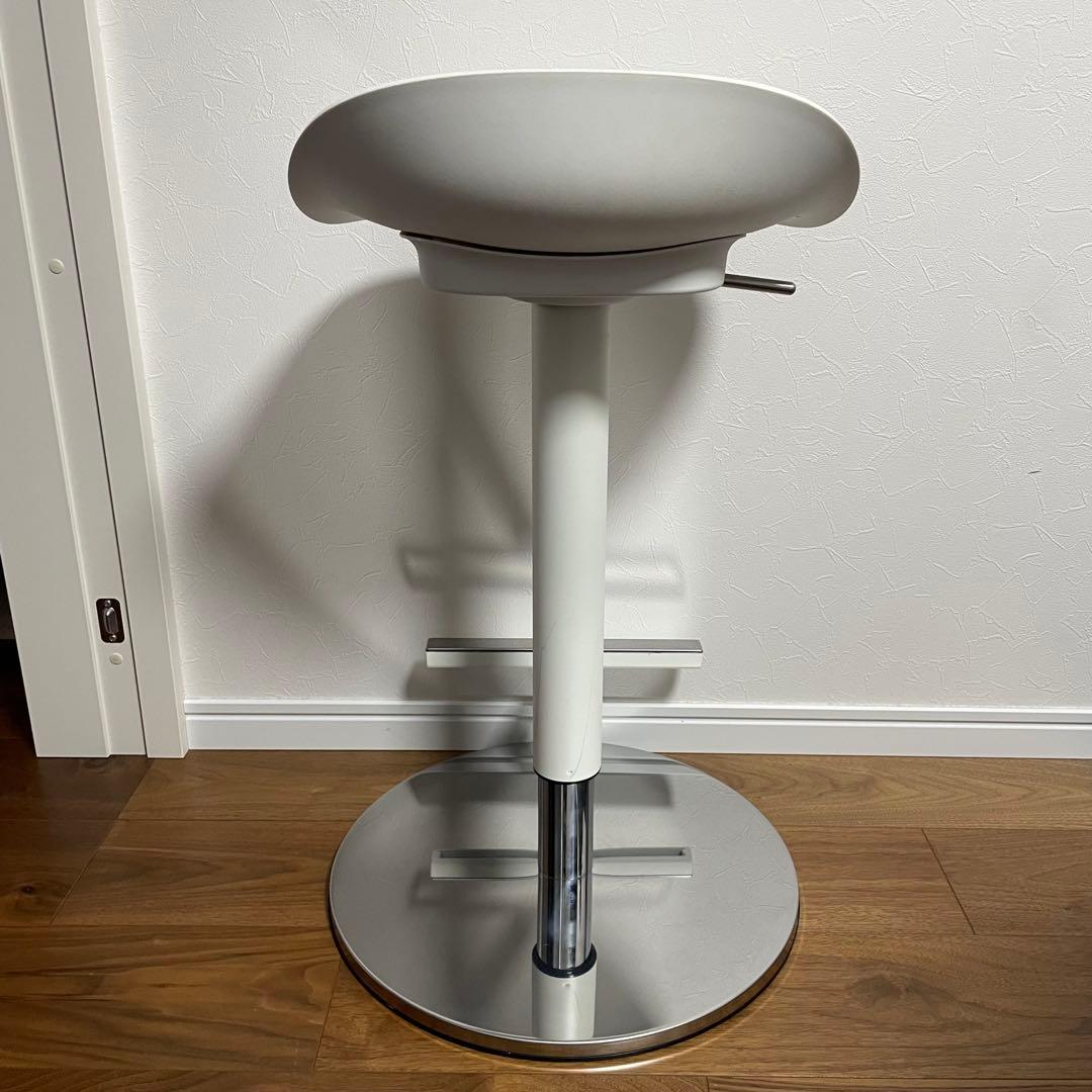 イケア　JANINGE ヤニンゲ バースツール　カウンターチェア　昇降　IKEA