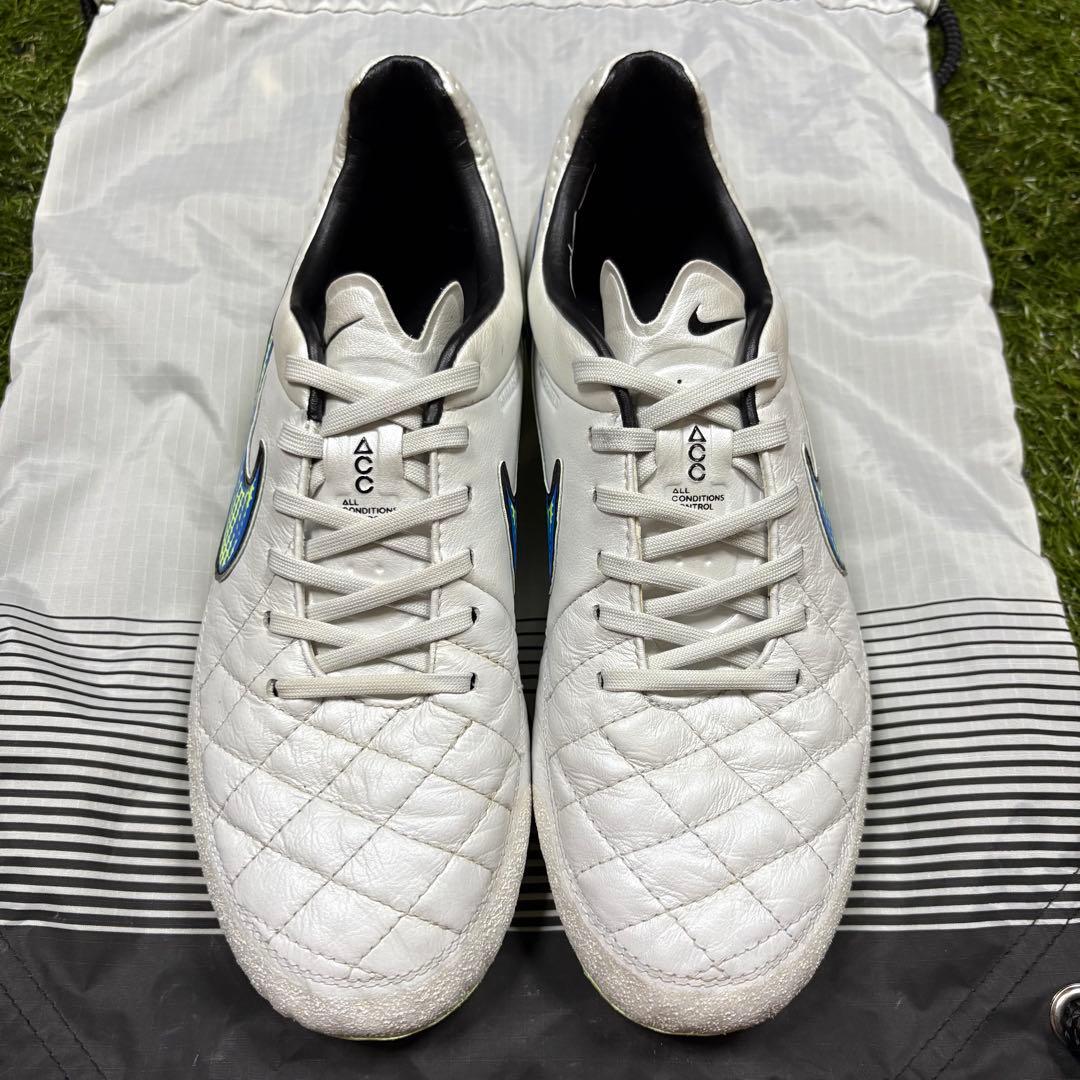 NIKE Tiempo Legend Ⅴ HG-E 25cm