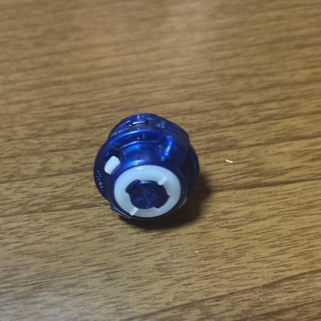 ベイブレードゼットアキレス.11.Xt氷剣 Ver.懸賞当選品アイスソード