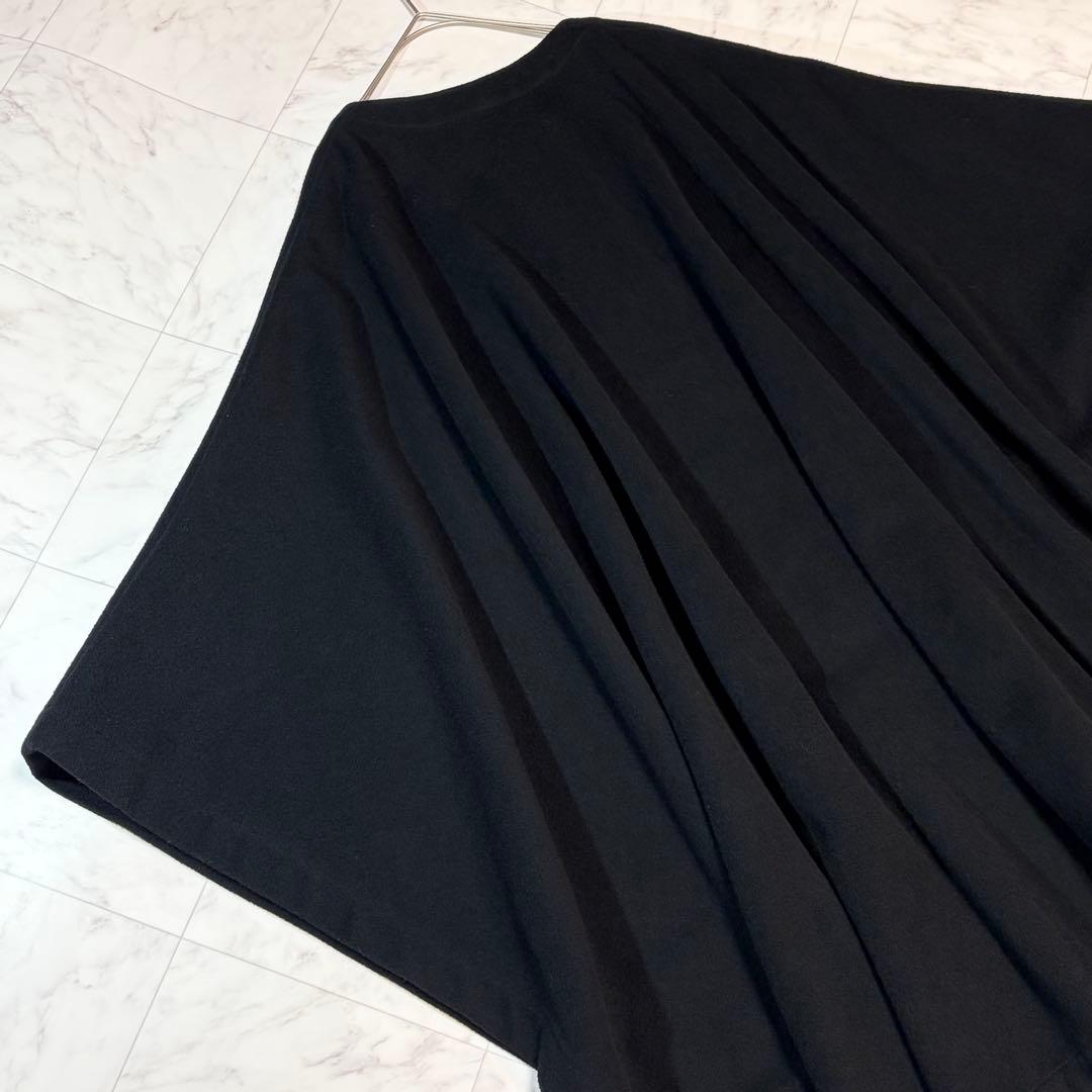 アクアスキュータム 黒 ポンチョ ケープ マントコート ロングコート