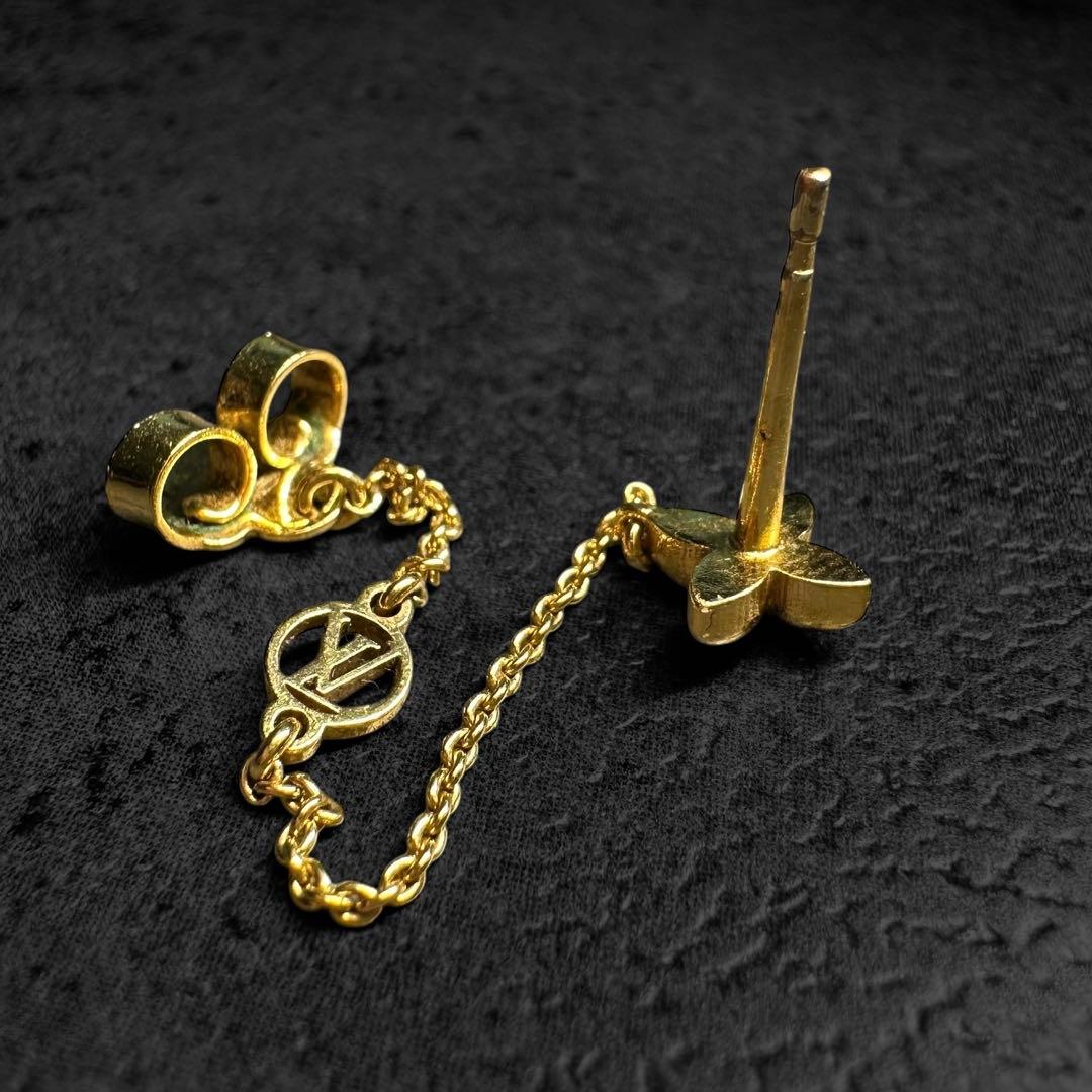LOUIS VUITTON Petit Louis Earrings 片耳のみ