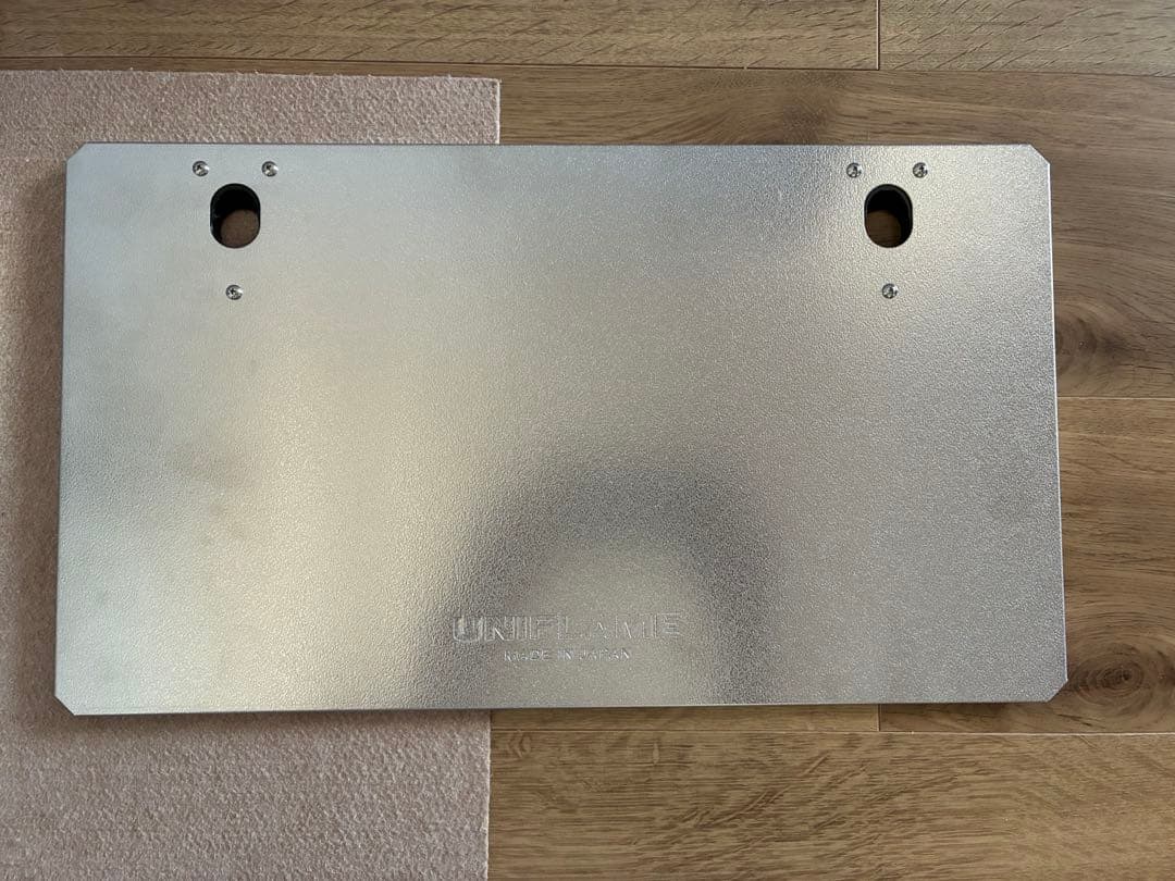 ★新品・未使用★ ユニフレーム UNIFLAME 焚き火テーブル レッグラッグ付