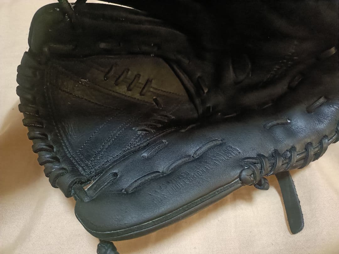 Nike ナイキ ブラック 軟式グローブ ダルビッシュモデル 一般軟式(大人)用