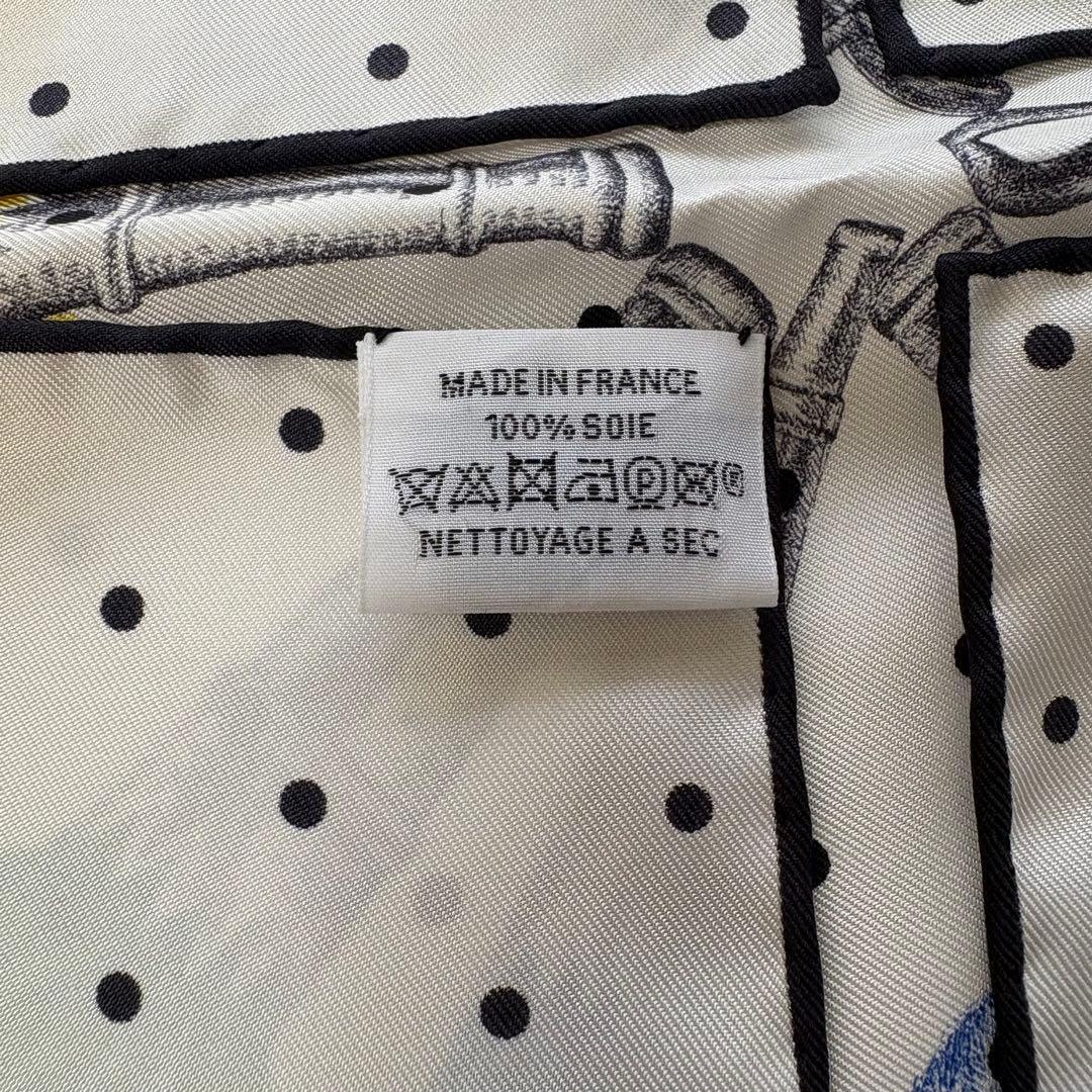 HERMES カレ９０　羽根と羽飾り