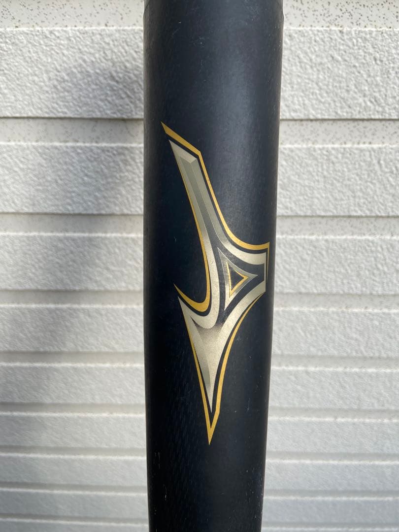 BEYOND MAX LEGACY&木製バット2本セット（78cm、560g）