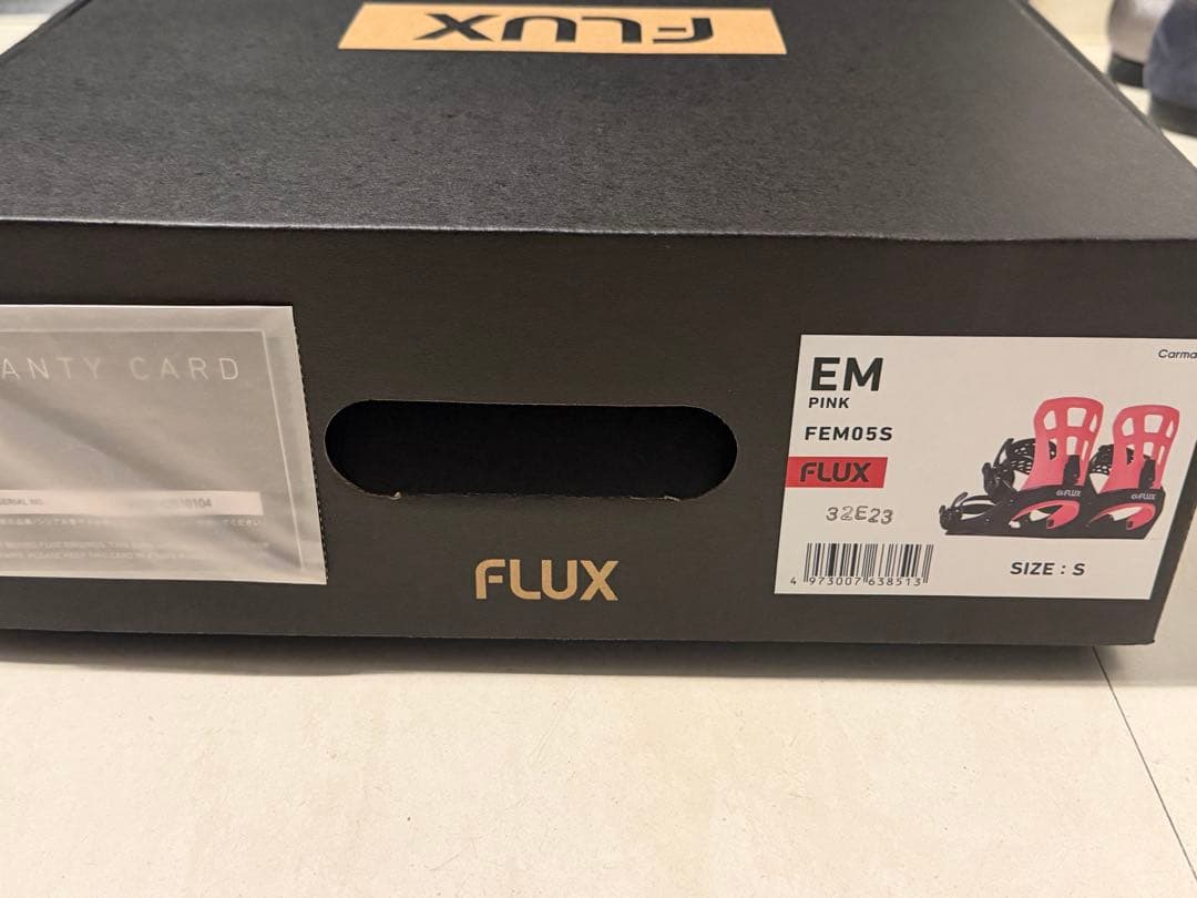 FLUX EM ピンク S 新品未使用　ビンディング