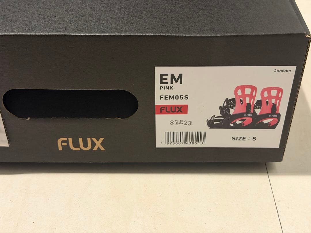 FLUX EM ピンク S 新品未使用　ビンディング