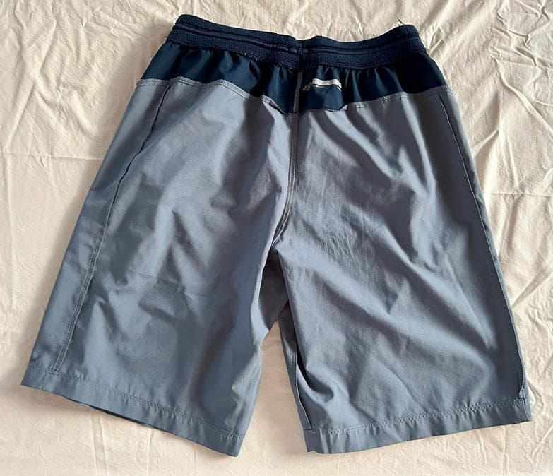 ★超カッコいいデザイン！NSSU 日本体育大学 ショートパンツ（ハーフパンツ）★