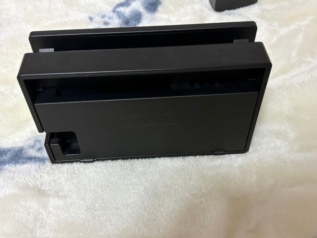 任天堂Switch 本体＋ゲームソフト2本＋SDカード256GB