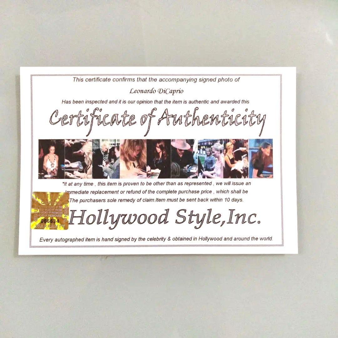 レオナルド・ディカプリオ直筆サイン入り2Lサイズ写真‥ 繋がれざる者